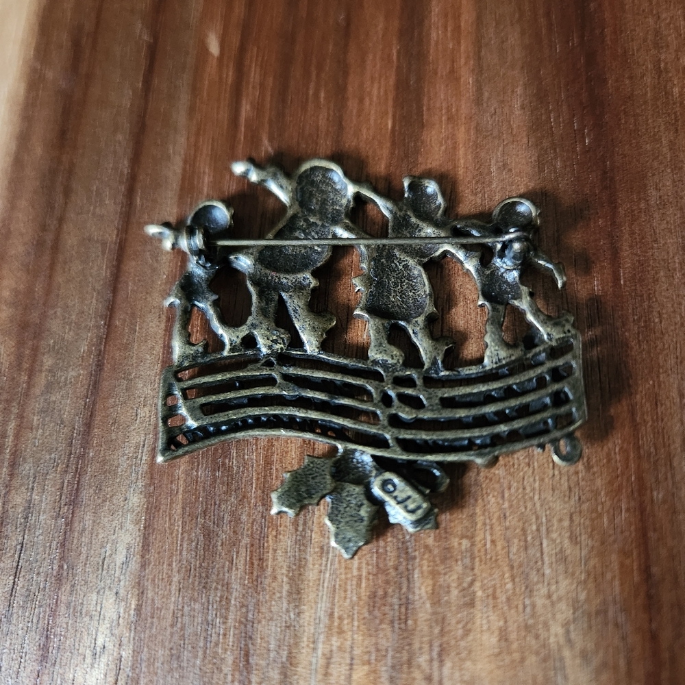 Merry Christmas Pin - Picture 5 of 5